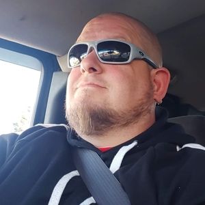 Meet your Posher, Travis